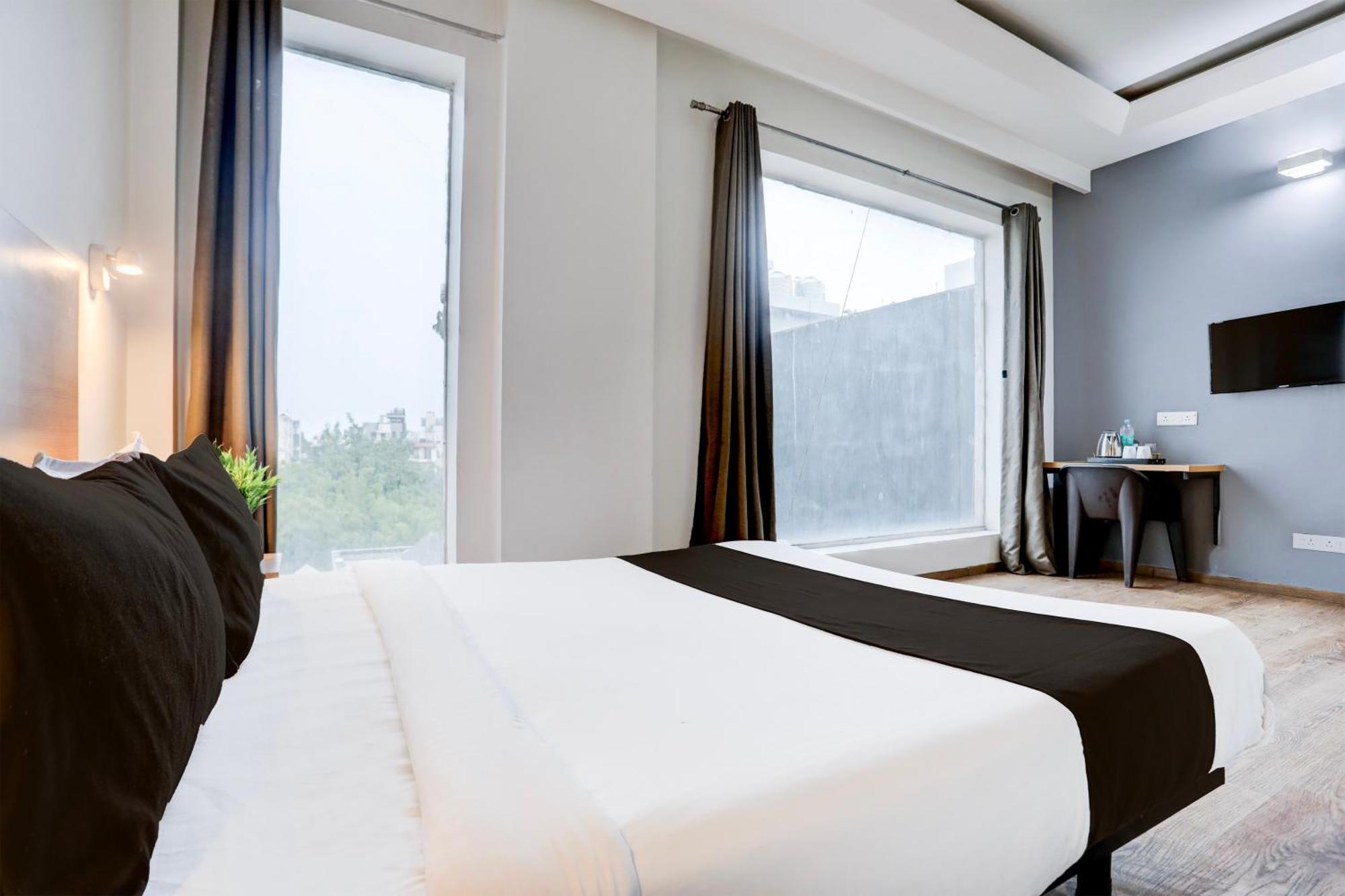O Sky Residency. Hotel